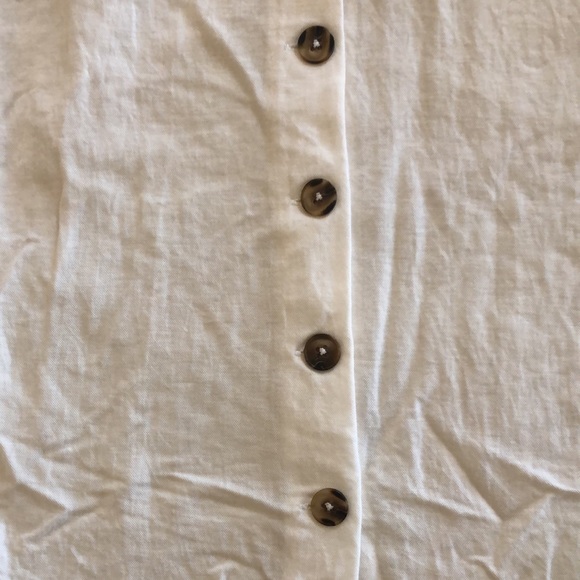 White Button Front Tank - Picture 2 of 2